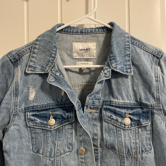 Vervet Los Angeles Distressed Denim Jean Jacket - Picture 5 of 7